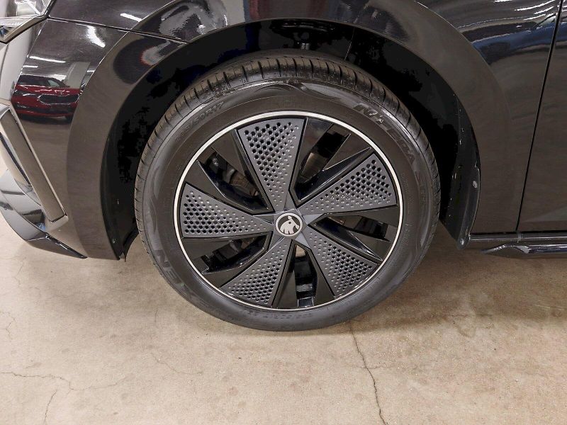 Škoda Scala (2025) 1.0 TSI 85 kW Monte Carlo - fotka 27 z 27