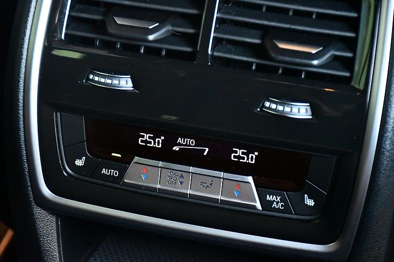 BMW X5 M COMPETITION HUD K360° H/K - fotka 23 z 56