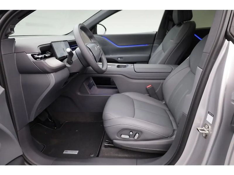Xpeng G6 RWD Standard Range - fotka 9 z 12