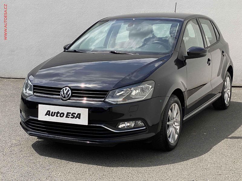 Volkswagen Polo (2015) 1.0 MPi, Comfortline, výhřev - fotka 3 z 17