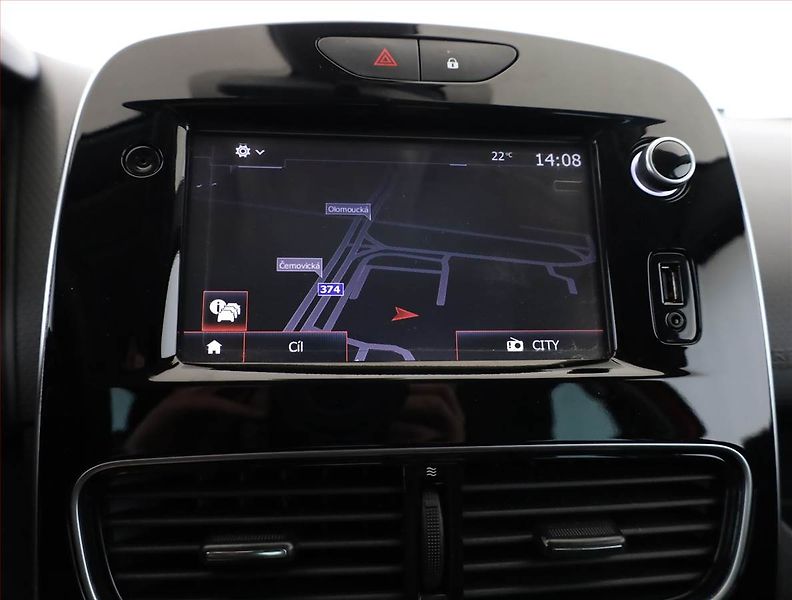Renault Clio (2018) 0.9 TCe - fotka 14 z 17