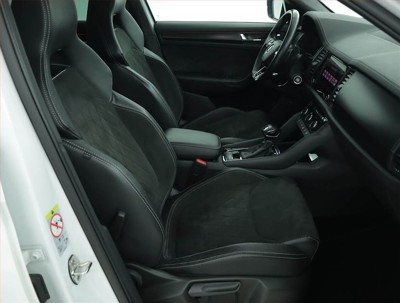 Škoda Kodiaq (2021) Sportline 1.5 TSI - fotka 9 z 19