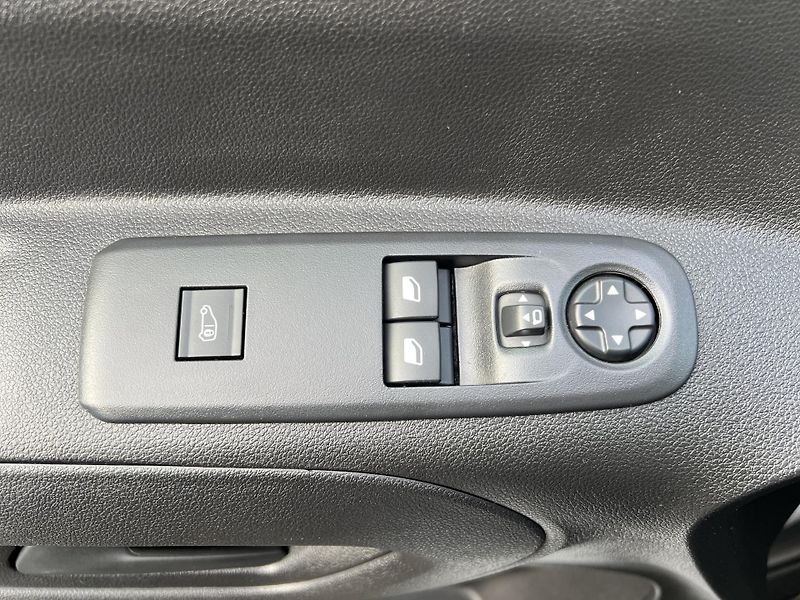 Citroën Berlingo 1.5BHDi L1 TEMPOMAT odp.DPH - fotka 12 z 32