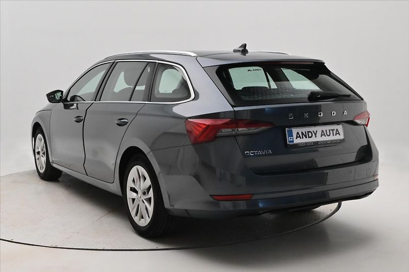 Škoda Octavia 2,0 TDI 110 KW DSG STYLE Záruk - fotka 7 z 31