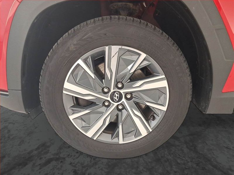Hyundai Tucson (2021) 1.6 T-GDI - fotka 15 z 24