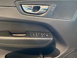 Volvo XC60 D4 AWD MOMENTUM - náhled 22