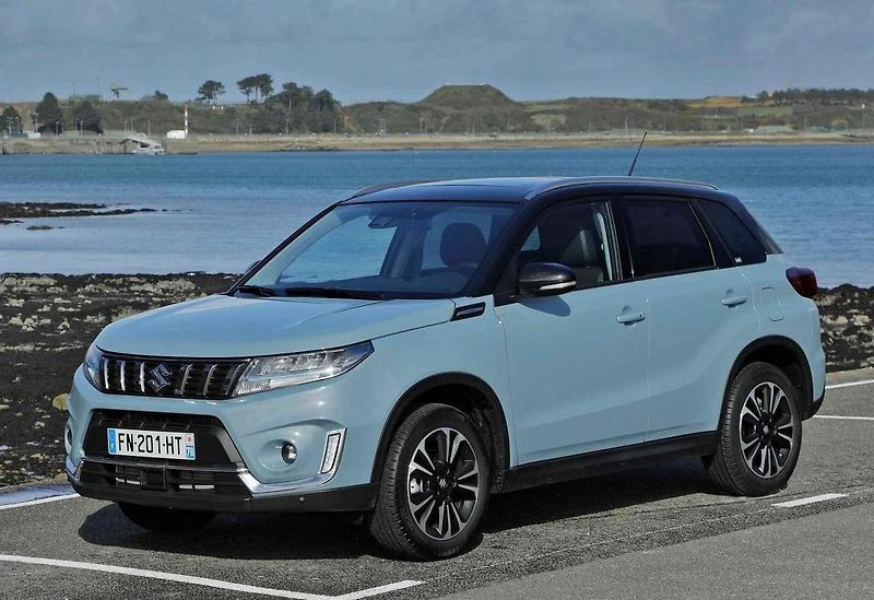 Velká část SUV jsou spíše stylová rodinná auta, než vozy do terénu