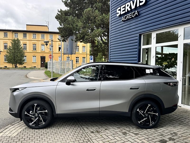 Omoda 7 (2026) SHS Luxury 1.5 TGDi - fotka 2 z 6