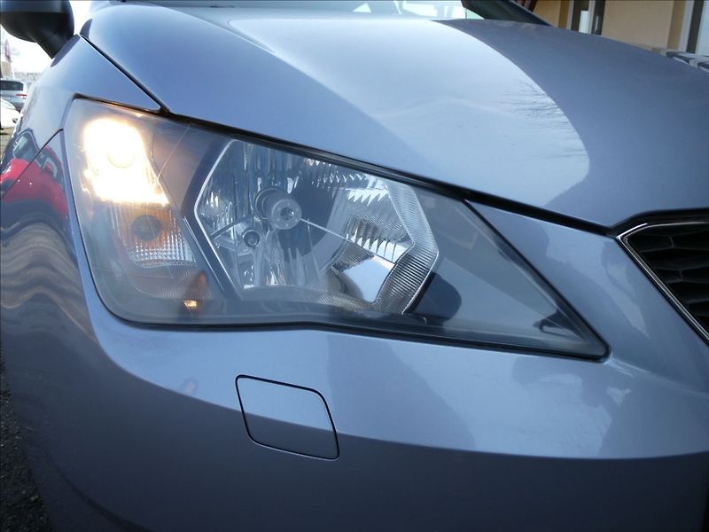 Seat Ibiza 1,0 MPi 55kW serviska - fotka 5 z 41