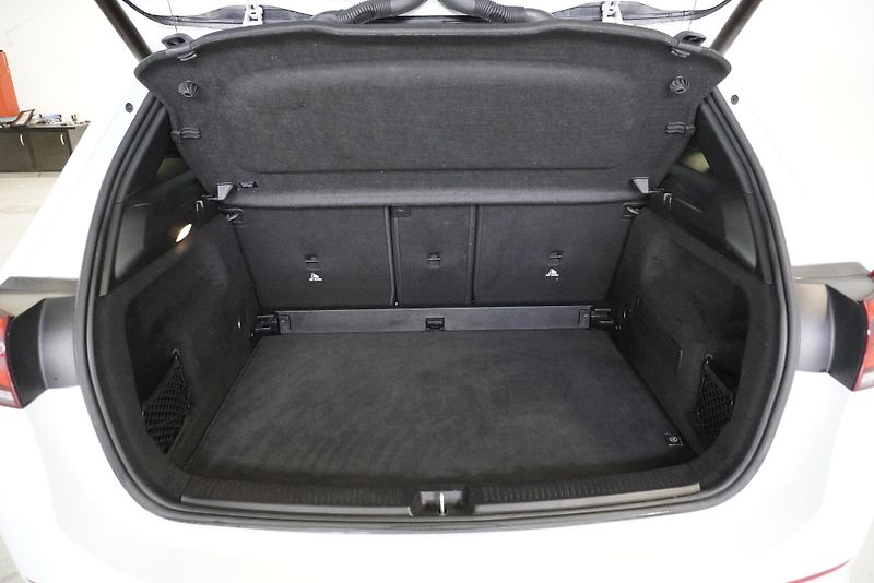 Mercedes-Benz Třídy B B 220d 140kW AMG line AUTOMAT8 - fotka 12 z 29