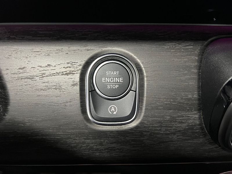Mercedes-Benz Třídy V 300d 4M AMG LUXURY, AIRMATIC - fotka 26 z 34