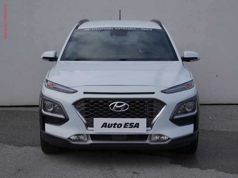 Hyundai Kona (2018) 1.0T-GDi, 1.maj,ČR, Navigace - fotka 2 z 25