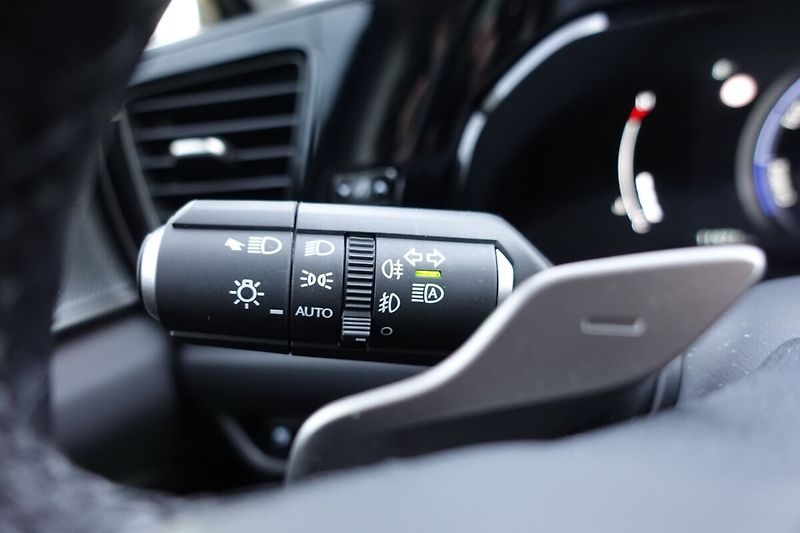 Lexus NX 350h NX350h Luxury Top Panoramic 4x - fotka 28 z 38