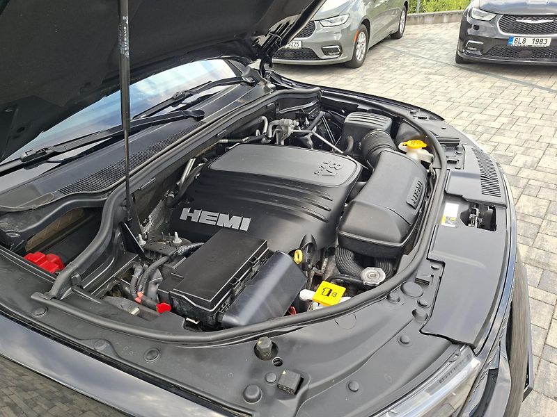 Dodge Durango (2021) 5,7L V8 4x4,Top výbava, 7 míst - fotka 29 z 31