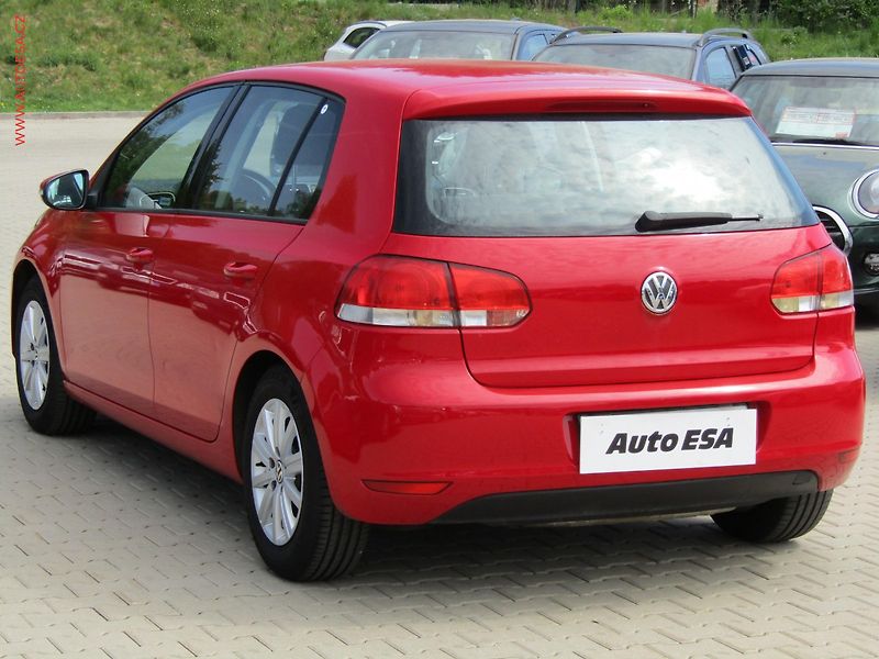 Volkswagen Golf (2011) 1.4i, 2.maj,ČR, AC, STK1/28 - fotka 4 z 19