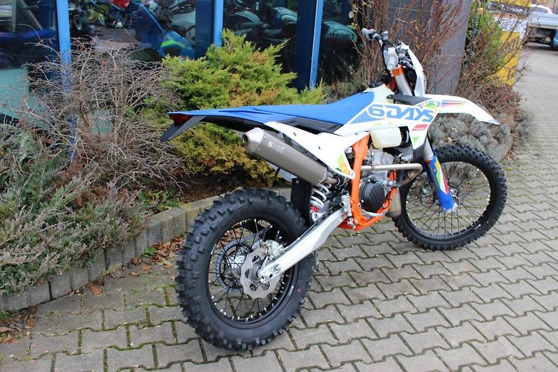 KTM 300 EXC SIX DAYS (2026) 2026  SKLADEM - fotka 4 z 9
