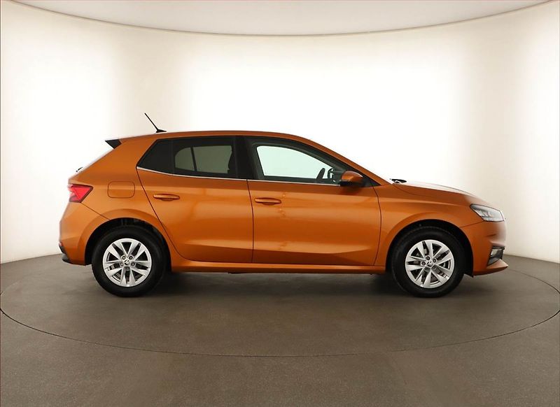 Škoda Fabia (2024) 1.0 TSI, Top Selection - fotka 6 z 14