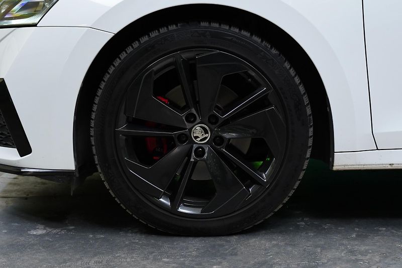 Škoda Octavia - fotka 10 z 28