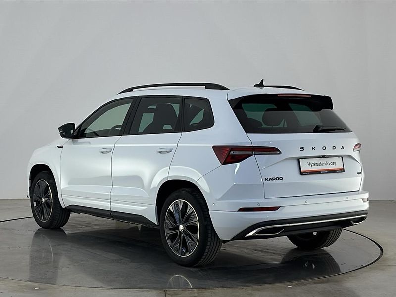 Škoda Karoq Sportline 4x4 DSG - fotka 15 z 29