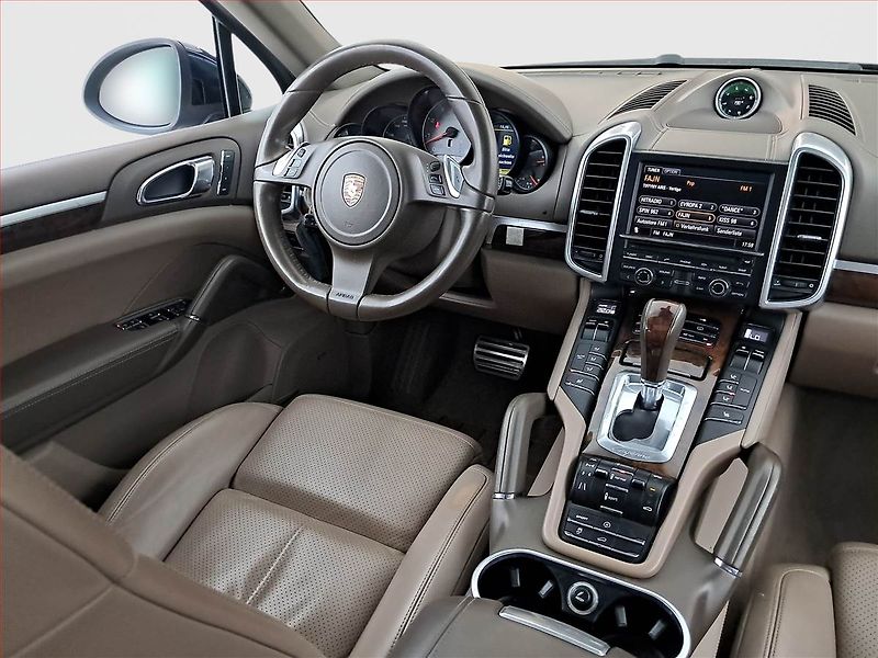 Porsche Cayenne (2011) S, 4X4, Automat, Kůže, Navi - fotka 7 z 27