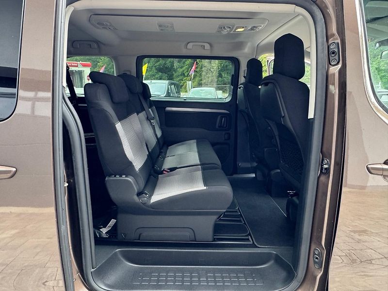 Citroën SpaceTourer (2017) 2.0 HDi - fotka 13 z 27
