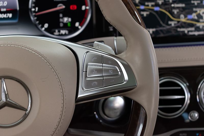 Mercedes-Benz Třídy S 350d 4MATIC*AMG*AIR-BALANCE*ČR - fotka 21 z 42