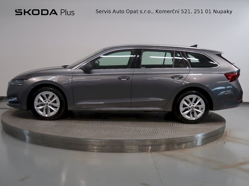 Škoda Octavia (2023) iV STYLE 1.4TSI 110KW DSG NAVI - fotka 3 z 41