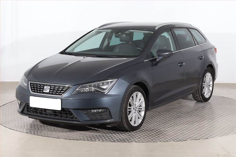 Seat Leon (2019) Xcellence 2.0 TDI, Automat - fotka 2 z 25