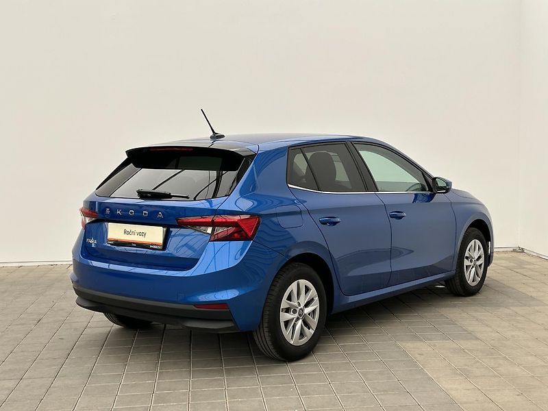 Škoda Fabia 1.0 TSI Top selection - fotka 2 z 26