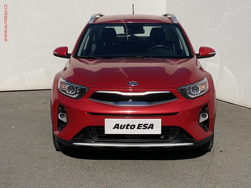 Kia Stonic (2018) 1.4 CVVT, 2.maj,ČR, Navi - fotka 2 z 19