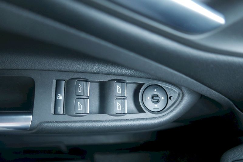 Ford Kuga (2019) 2.0 TDI 110kW M6° Titanium Plu - fotka 21 z 33
