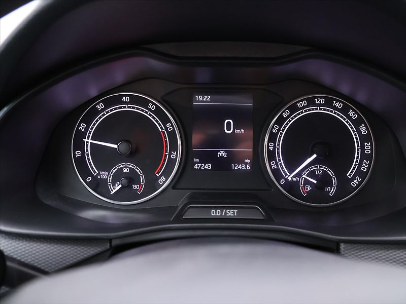 Škoda Scala 1.0 TSI 70kW Ambition CZ - fotka 15 z 31