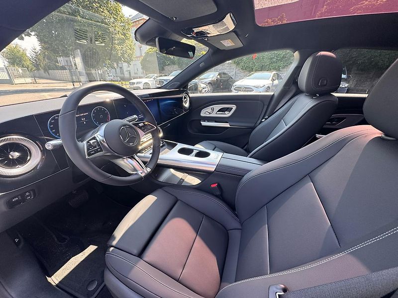 Mercedes-Benz CLA (2026) 200 Shooting Brake - fotka 10 z 23