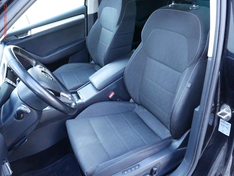 Škoda Superb (2016) 2.0 TDi, ČR, Ambition, TZ - fotka 9 z 16