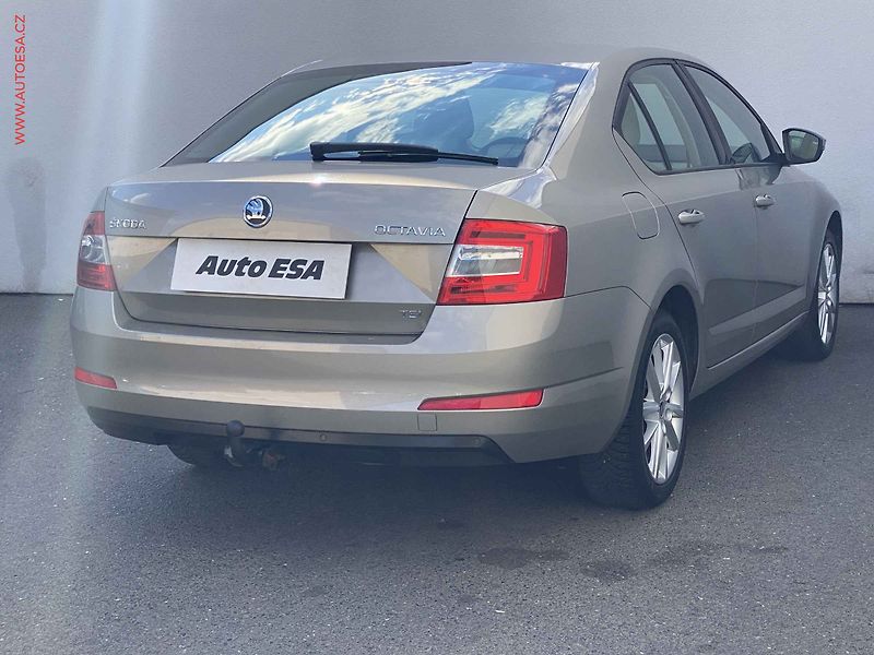 Škoda Octavia (2013) 1.2 TSi, Elegance, bixen, TZ - fotka 4 z 17