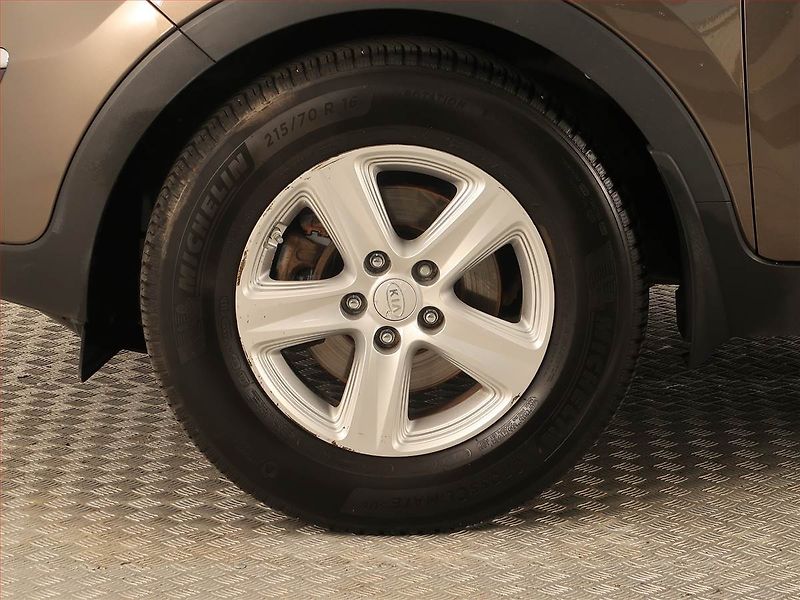 Kia Sportage (2015) 1.6 GDI, Tempomat - fotka 14 z 17