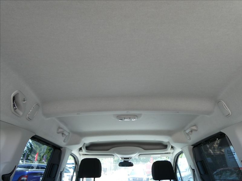 Citroën Berlingo 1,5 BlueHDi96kW LONG 1.maj,AT8 - fotka 20 z 48