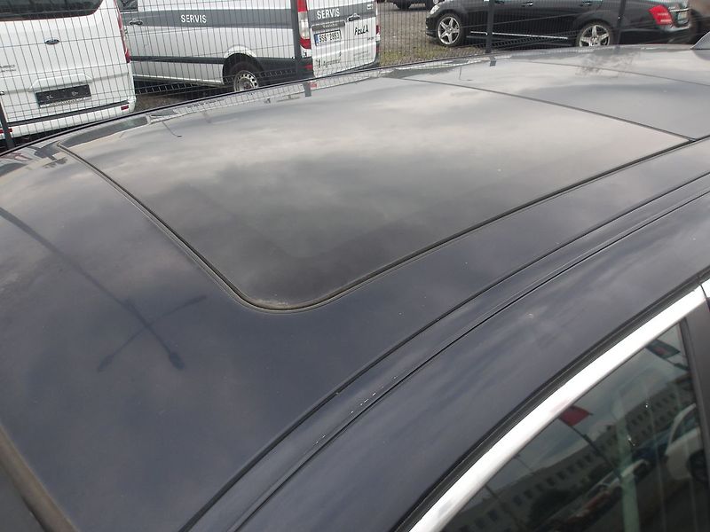 BMW Řada 5 530d PĚKNÝ !!! SERV.KNIHA ! - fotka 32 z 37