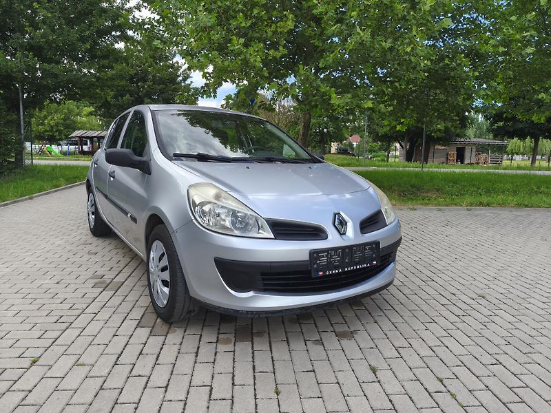 Renault Clio 1.2 confort- nové rozvody - fotka 16 z 23