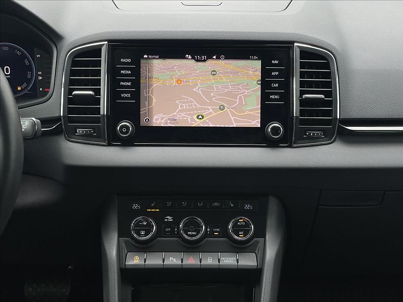 Škoda Karoq 2,0 TDI 4x4 DSG Style Plus LED - fotka 11 z 25