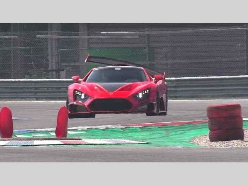 Zenvo TSR-S.