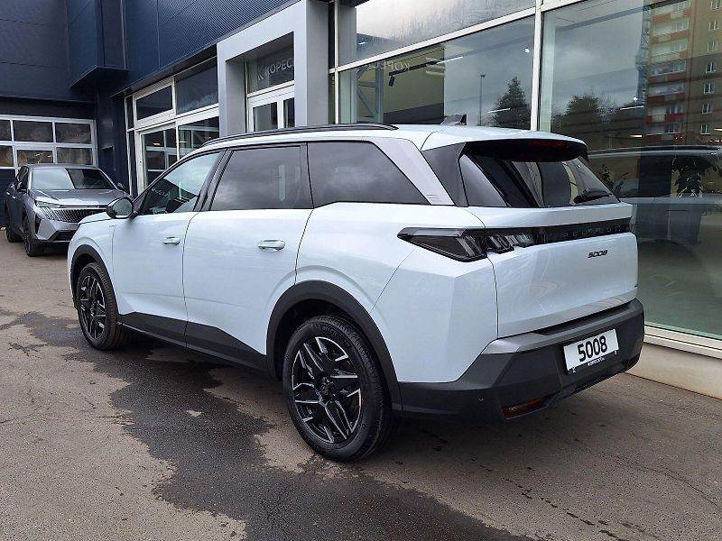 Peugeot 5008 (2026) BUSINESS Hybrid 145 e-DCS6 - fotka 4 z 22
