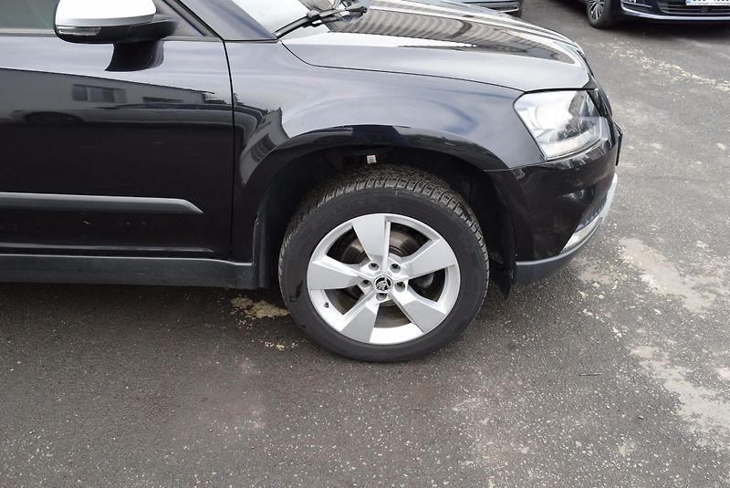 Škoda Yeti (2016) 1.4TSI 92kw AMBI ALU TEMPOMAT - fotka 6 z 44