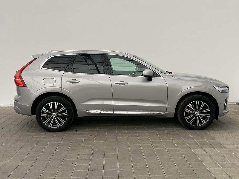 Volvo XC60 2.0 B5 4x4 INSCRIPTION - fotka 7 z 26