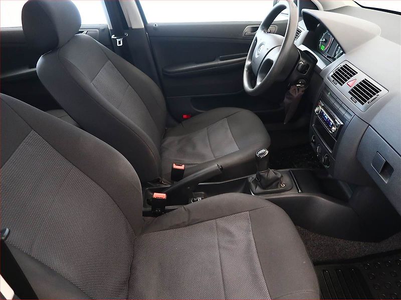 Škoda Fabia (2006) 1.2 12V, Serv.kniha, po STK - fotka 9 z 13