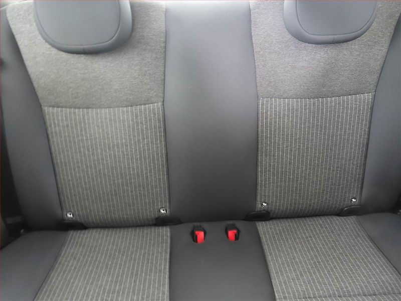 Fiat 500e (2022) 42 kWh, SoH 93%, Automat - fotka 10 z 18