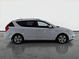 Kia Ceed (2009) 1.6 CVVT, nová STK, zamluveno - náhled 6