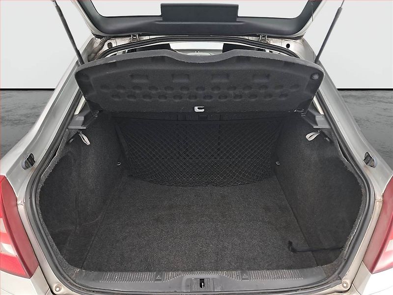 Škoda Octavia (2005) 2.0 TDI, nová STK, Tažné - fotka 13 z 15