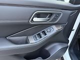 Nissan X-Trail (2026) E-POWER e-4ORCE TEKNA - náhled 15
