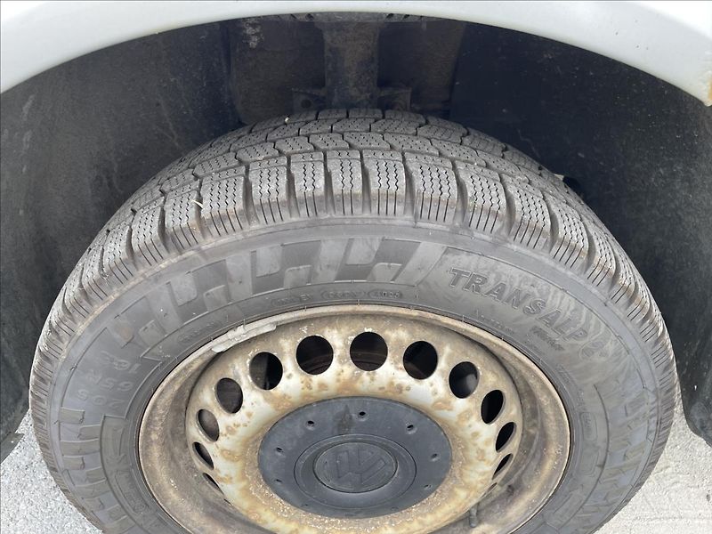 Volkswagen Transporter T5*1,9 TDI*3 místný*tažné*zahr - fotka 23 z 24